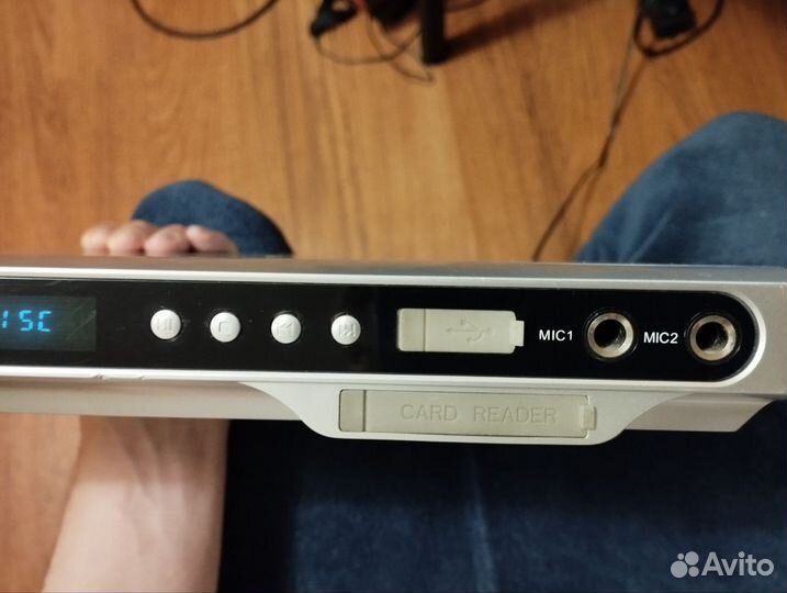 DVD плеер Akira PD-K3418HD