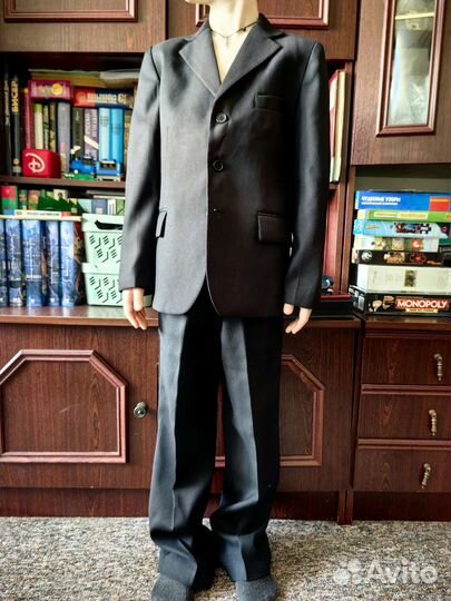 Школьный костюм для мальчика 134 140