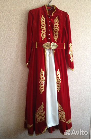 Национальный костюм