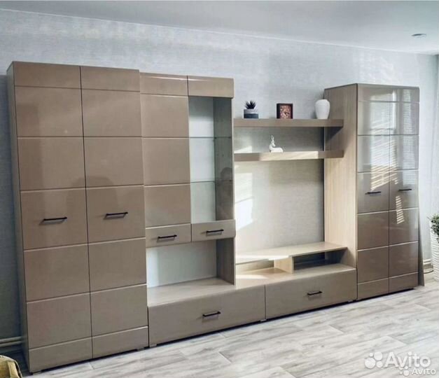 Стенка + 2 ств. шкаф