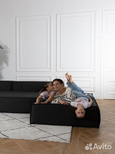 Диван со спальным местом 2700х1650 мм