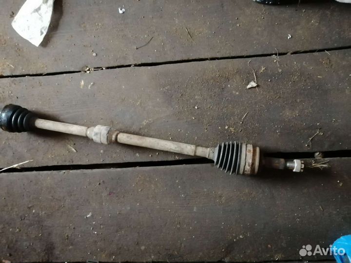 Привод правый lancer 10