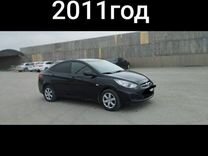 Hyundai Solaris 1.4 MT, 2015, 306 000 км, с пробегом, цена 630 000 руб.