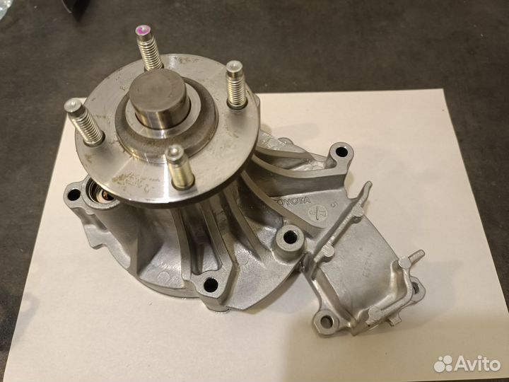 Помпа toyota hilux