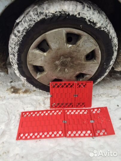 Ленты противобуксовочные, антибукс