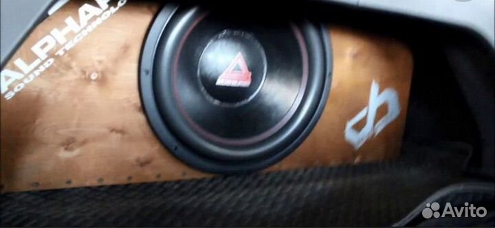 Сабвуфер Aura 10