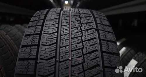205/70/15 s96 bridgestone ice. Bridgestone blizzak ice 205 60. Kumho ws71. Bridgestone blizzak ice фото. 205/60/16 92s blizzak vrx.