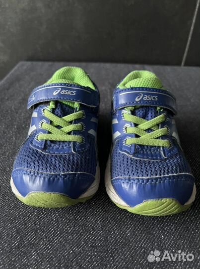Кроссовки asics детские