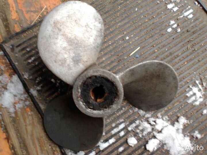 Винт гребной