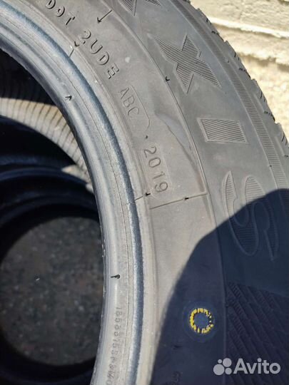 Maxxis SP3 Premitra Ice 185/65 R15