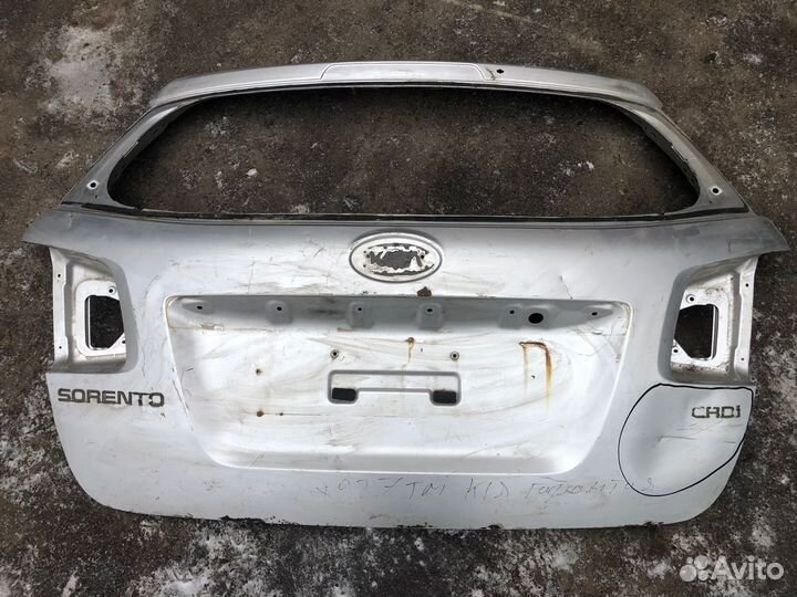 Kia Sorento 2 Дорест (2009+) Крышка багажника