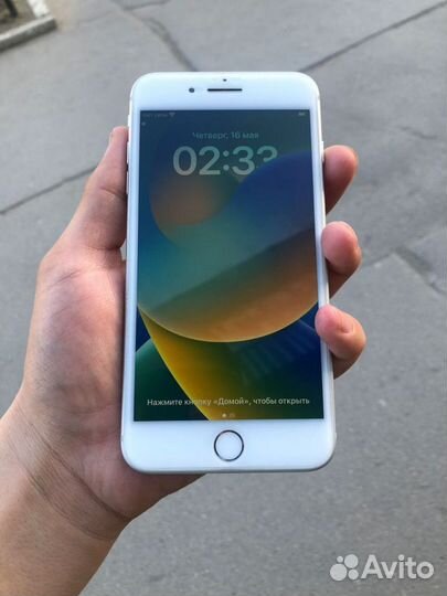 iPhone 8 Plus, 64 ГБ