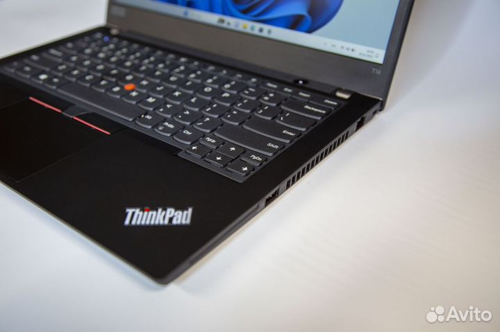 Lenovo ThinkPad T14 Gen2 i5-1145G7 32/512