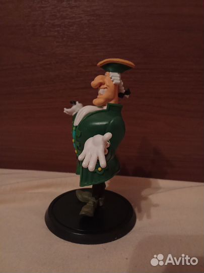 Фигурка Доктор Ливси