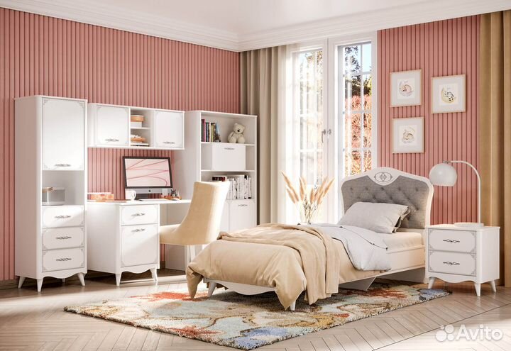 Кровать детская с мягким изголовьем