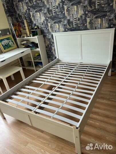 Кровать IKEA 140 200