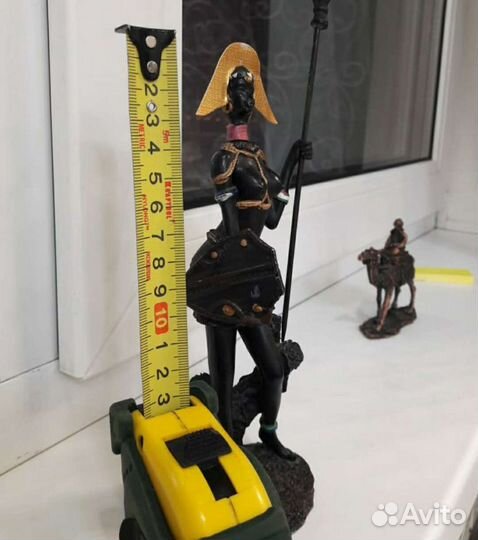 Статуэтка (фигура) женщина из Африки