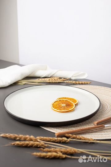 Тарелки керамические 21 и 27см обеденные плоские