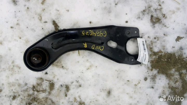 Задний прав рычаг киа сид 2013