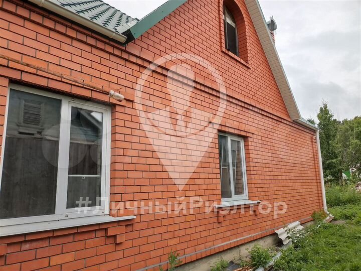 Дом 185,6 м² на участке 6 сот.