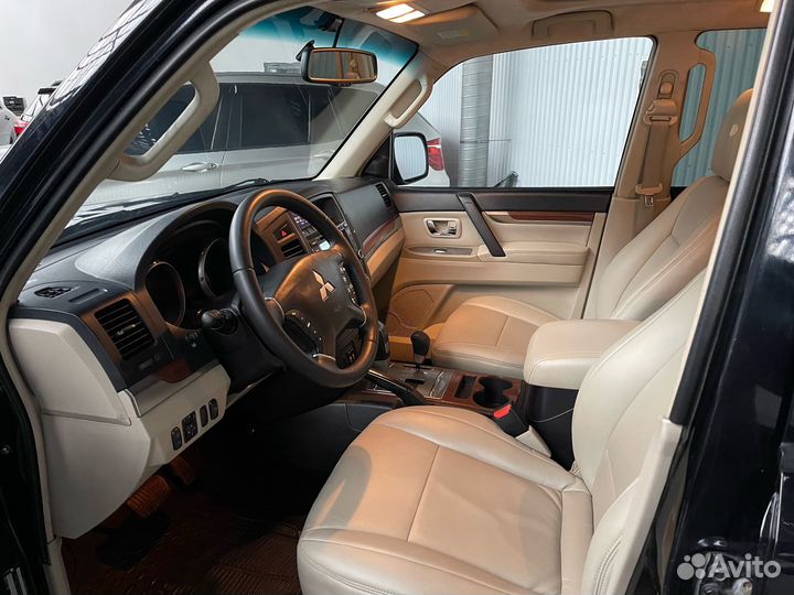 Mitsubishi Pajero 3.5 AT, 2007, 248 812 км