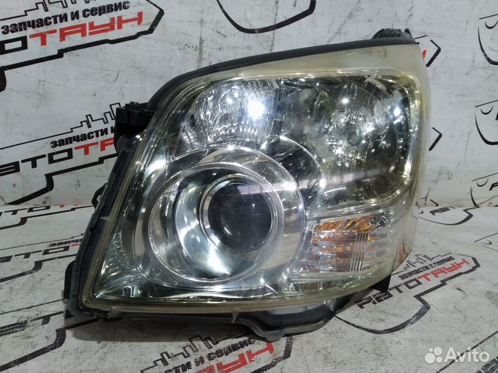 Фара toyota noah ZRR70G ZRR70W ZRR75G ZRR75W 28204