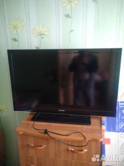 Телевизор sharp LC-40LE530RU