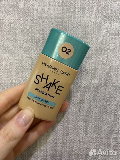 Матирующий тональный крем Vivienne Sabo тон 02