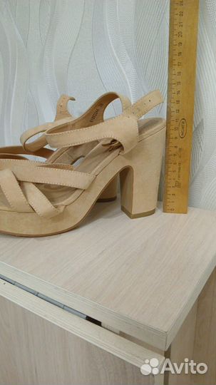 Босоножки женские 39 размер замшевые