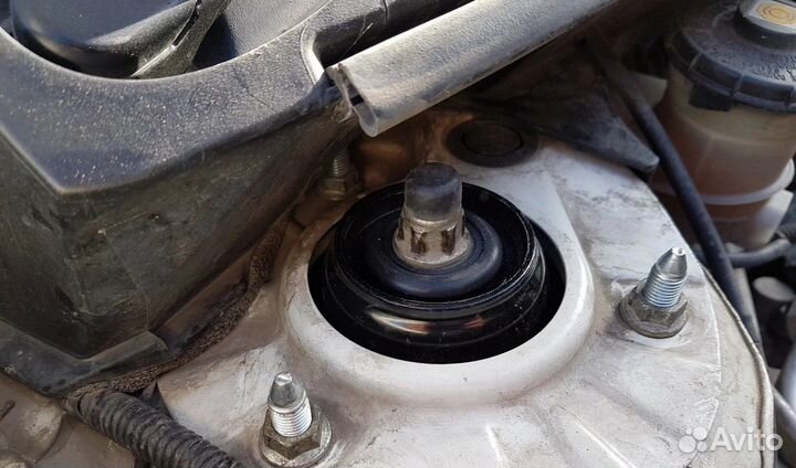 Замена сайлентблоков Toyota Camry 2004-2006