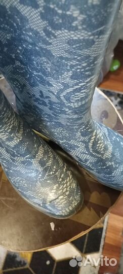 Резиновые сапоги