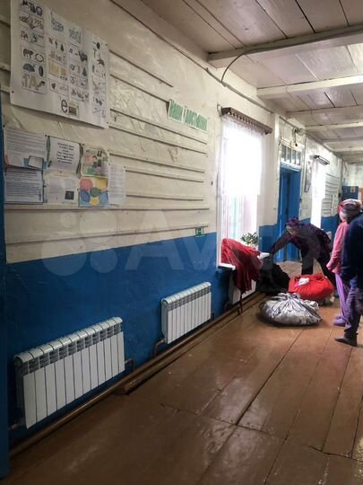 Здание, 318 м²