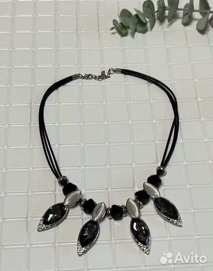 Колье бижутерия