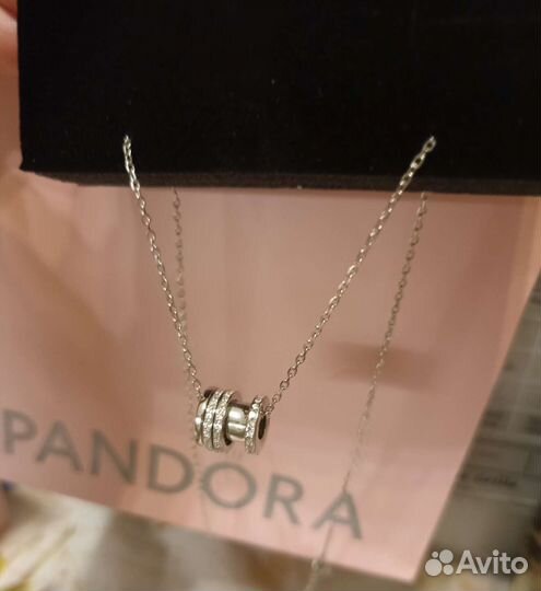 Pandora колье