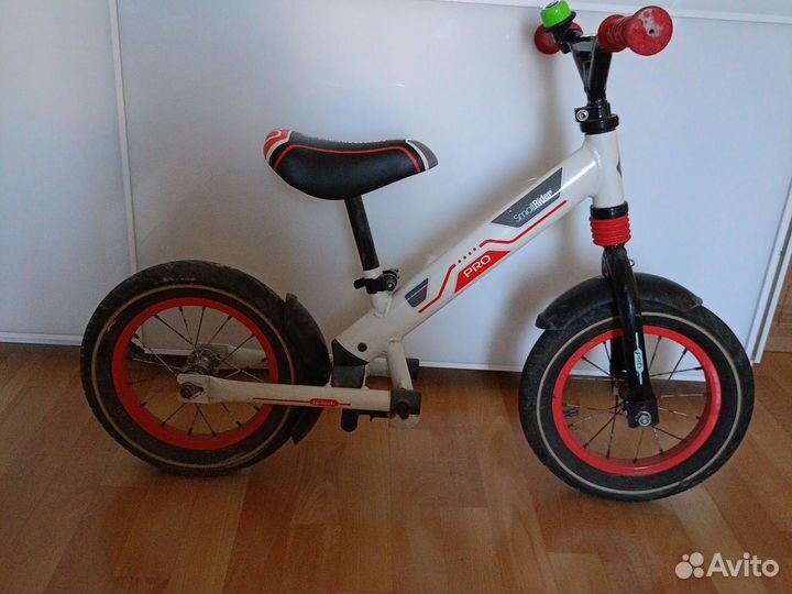 Беговел для малышей