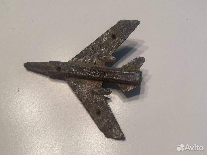 Самолёт Ту 24 и танк СССР