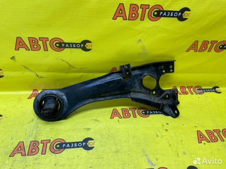 Рычаг подвески задний левый Hyundai Elantra HD