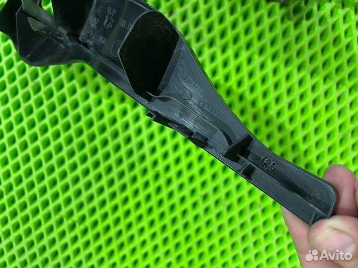 Накладка петли капота правая левая peugeot 308