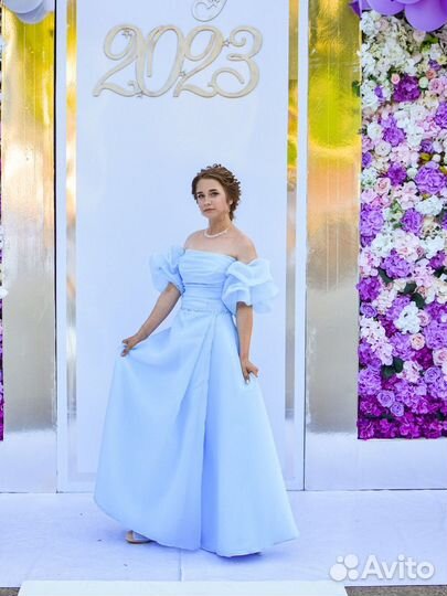 Вечернее платье