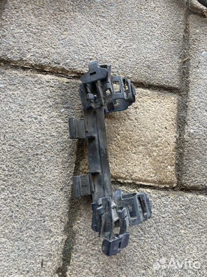 Кронштейн трубопровода ABS/BVA Зд BMW 3 F30