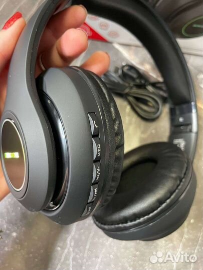 Беспроводные наушники borofone premiuм