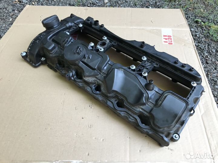 Клапанная крышка BMW 5 F10 535iX N55