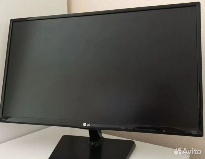 Монитор LG 24MP47HQ (разбита матрица)