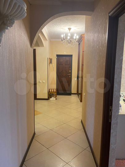 3-к. квартира, 135 м², 4/5 эт.