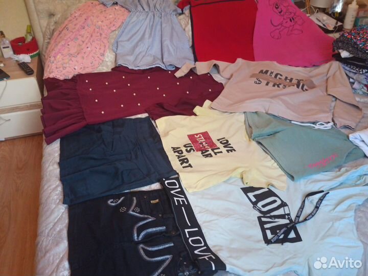 Продам вещи для девочки 10-11 лет