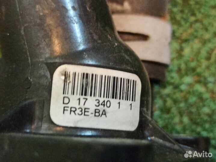 Патрубок охлаждения радиатора Ford Mustang