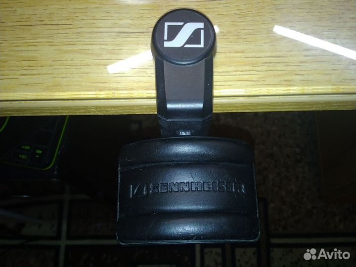 Sennheiser подставка для наушников