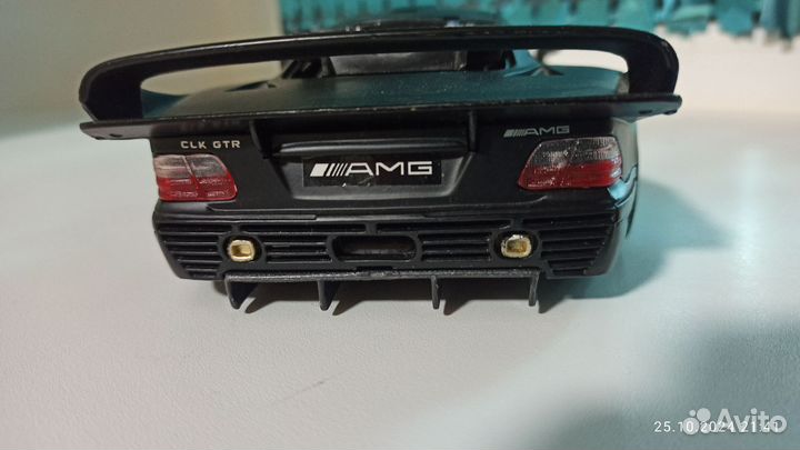 Mercedes-benz AMG 1/18 Maisto