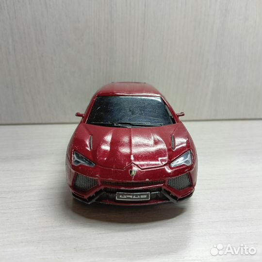 Модель автомобиля lamborgini urus
