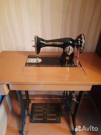 Швейная машина Подольск